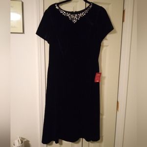 SLNY black velour embellished dress size 14